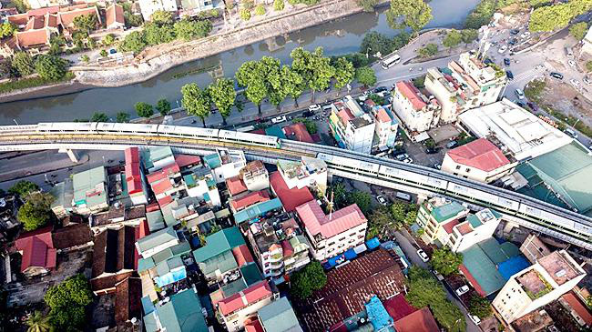 Giá nhà đất trung tâm tăng đều, vì sao?