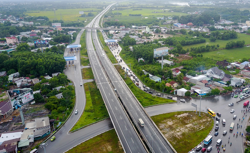Ministry green-lights widening of HCMC–Dong Nai expressway