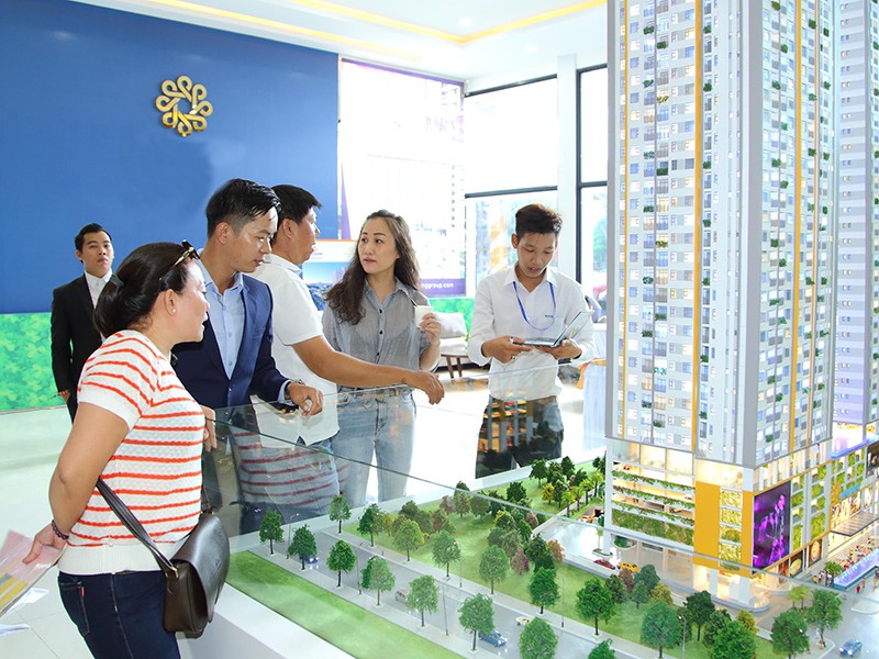 Ngân hàng giảm lãi suất vay mua nhà, bất động sản thêm đòn bẩy vượt COVID