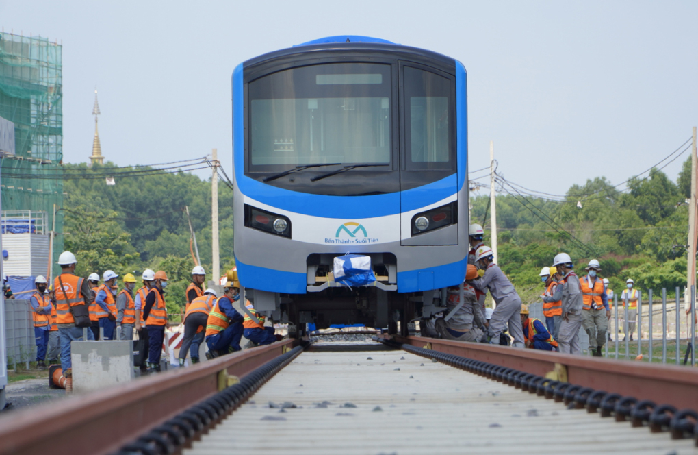 Thêm bốn tàu Metro Số 1 sắp về TP HCM