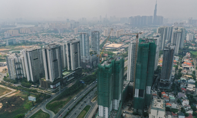 Phó Thống đốc Ngân hàng Nhà nước thông tin về lộ trình và tiến độ xây dựng gói tín dụng 120.000 tỷ đồng hỗ trợ nhà ở xã hội