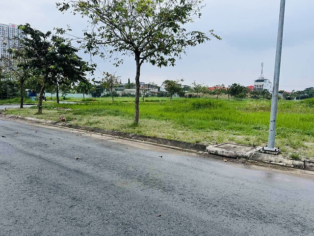 Ministry proposes allowing foreigners to buy, own houses in Vietnam
